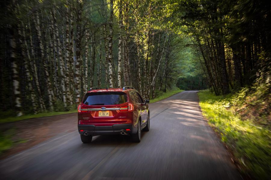  Subaru Ascent Limited 2018 года  (фото 18 из 34)